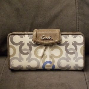 Authentic Coach wallet